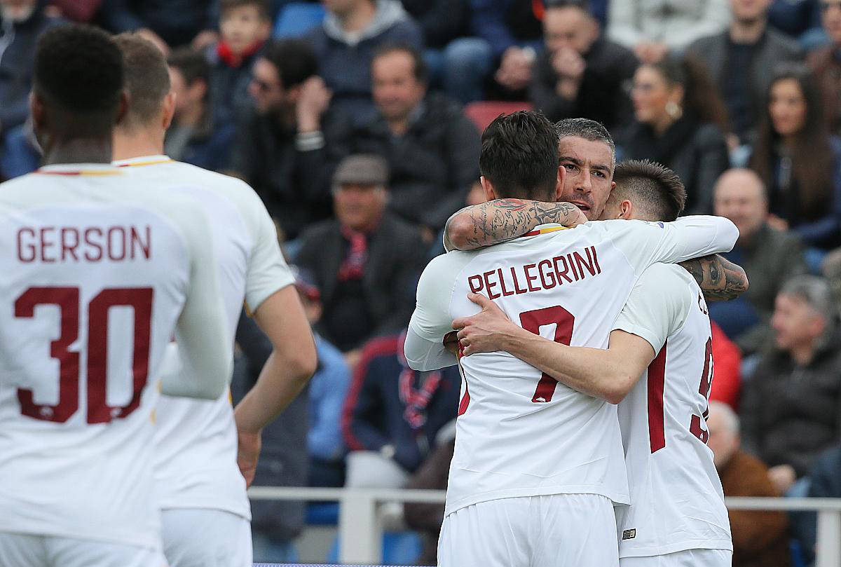 包含罗马迎欧联关键赛，今晨篮板制胜，底气十足，资深球员宣示担当的词条