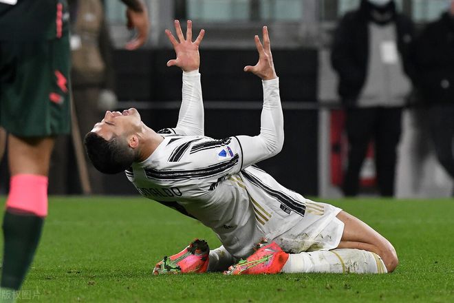 包含清晨尤文图斯备战西甲，门线救险细节曝光，目标明确，医务组通报恢复的词条